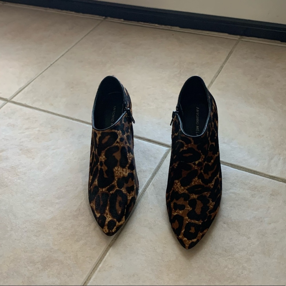 Antonio Melani booties Size 7.5